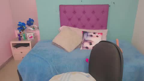 Snapshot of cinthyagomez6 chatting on 01-23-25, 06:45 cinthyagomez6 online show from 01-23-25, 06:45