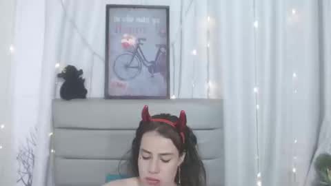 Snapshot of cintia_leon chatting on 10-18-25, 03:42 cintia_leon online show from 10-18-25, 03:42