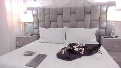 Snapshot of cintiacolins chatting on 02-13-25, 09:06 CintiaCollins online show from 02-13-25, 09:06