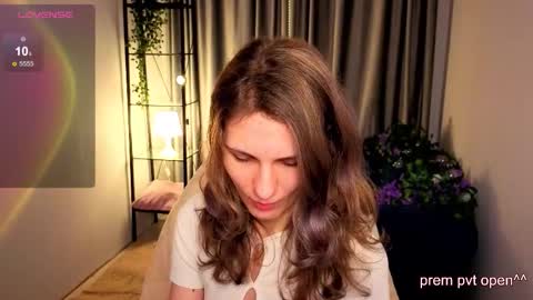 Jennie online show from 12-14-25, 01:49