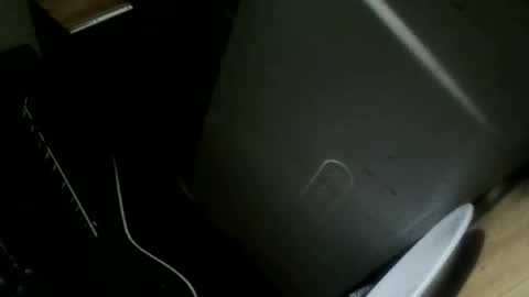 Snapshot of circ96 chatting on 12-01-24, 05:46 oilywanker online show from 12-01-24, 05:46