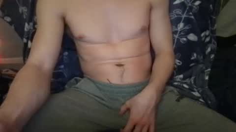 Snapshot of circumsizedbandit chatting on 01-12-26, 09:36 circumsizedbandit online show from 01-12-26, 09:36