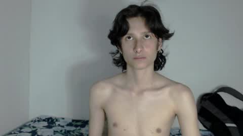cirosky_elchicopolla online show from 04-19-26, 02:44