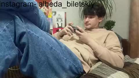 Snapshot of citrinas chatting on 09-19-25, 12:56 Dima online show from 09-19-25, 12:56