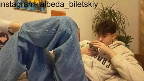 Snapshot of citrinas chatting on 10-01-25, 03:07 Dima online show from 10-01-25, 03:07