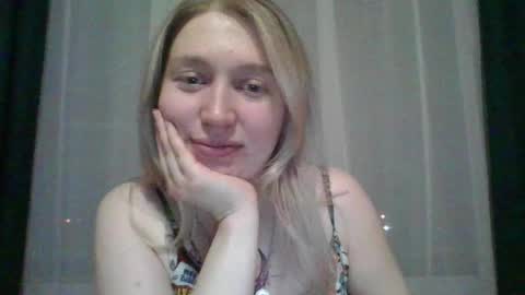 Snapshot of citrusblissss chatting on 03-10-25, 05:18 citrusblissss online show from 03-10-25, 05:18