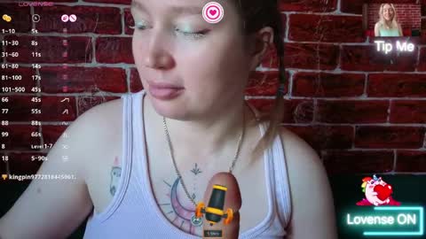 Snapshot of citrusblissss chatting on 05-15-26, 02:18 citrusblissss online show from 05-15-26, 02:18