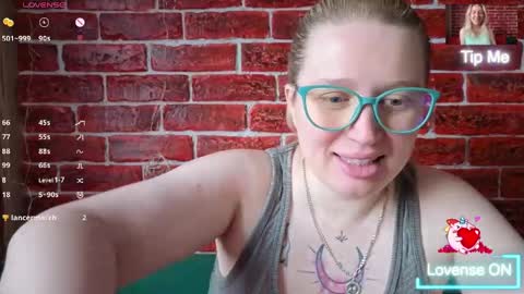 Snapshot of citrusblissss chatting on 05-22-26, 02:30 citrusblissss online show from 05-22-26, 02:30