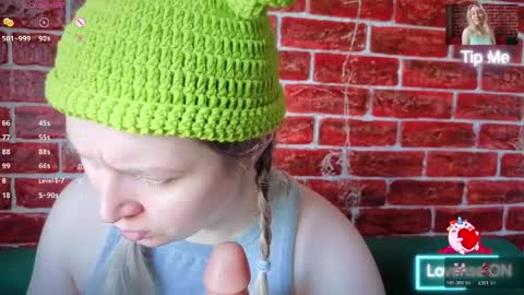 Snapshot of citrusblissss chatting on 05-27-26, 01:57 citrusblissss online show from 05-27-26, 01:57