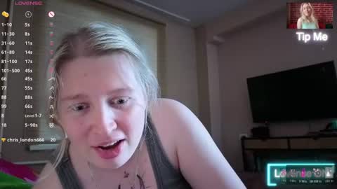 Snapshot of citrusblissss chatting on 06-10-26, 06:23 citrusblissss online show from 06-10-26, 06:23