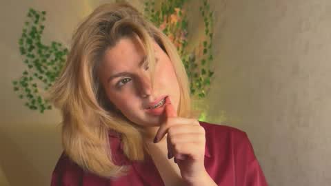 karina online show from 12-18-25, 04:13