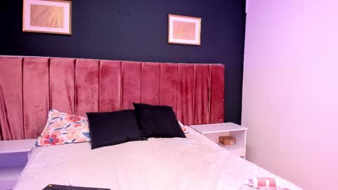 Anna online show from 01-09-26, 03:20