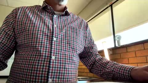 Cjd32 online show from 09-29-25, 04:23