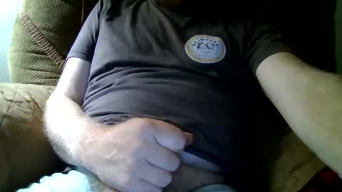 Snapshot of cj720 chatting on 09-22-25, 04:03 cj720 online show from 09-22-25, 04:03