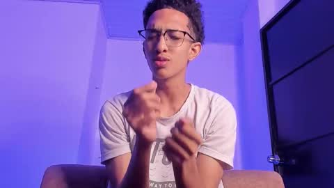 cj_davis1 online show from 12-01-25, 01:27