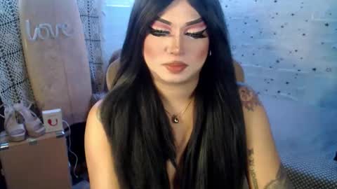 Snapshot of cj_parker69 chatting on 04-11-26, 08:24 QUEEN CESS online show from 04-11-26, 08:24