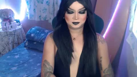 Snapshot of cj_parker69 chatting on 04-22-26, 08:28 QUEEN CESS online show from 04-22-26, 08:28