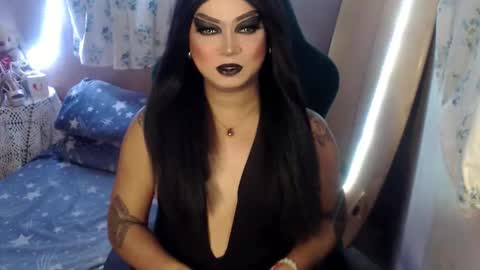 Snapshot of cj_parker69 chatting on 04-26-26, 12:58 QUEEN CESS online show from 04-26-26, 12:58