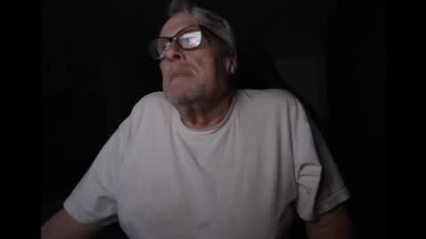 Snapshot of cjscout chatting on 02-03-25, 08:24 cjscout online show from 02-03-25, 08:24