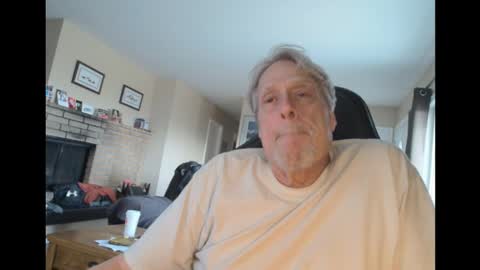 Snapshot of cjscout chatting on 03-02-25, 01:15 cjscout online show from 03-02-25, 01:15