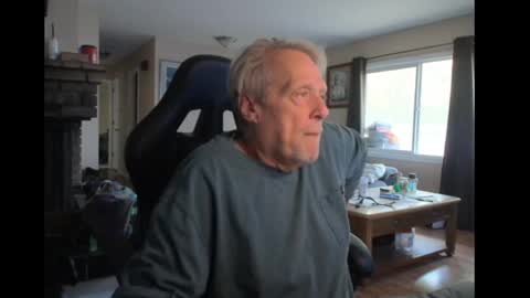 Snapshot of cjscout chatting on 10-01-25, 10:49 cjscout online show from 10-01-25, 10:49