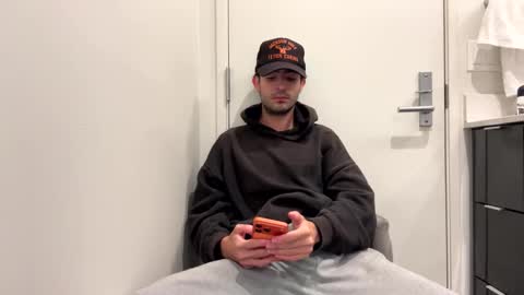 ckeefer96 online show from 03-12-26, 08:37