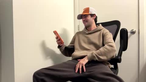 ckeefer96 online show from 04-21-26, 10:12