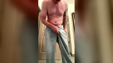 Snapshot of ckone978 chatting on 05-21-26, 01:45 ckone978 online show from 05-21-26, 01:45