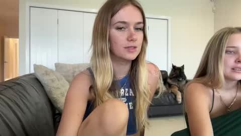 Snapshot of clairebabyy1 chatting on 12-01-25, 12:59 Claire online show from 12-01-25, 12:59