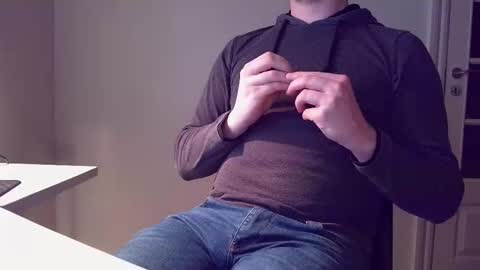 clamshive7 online show from 01-06-26, 03:10