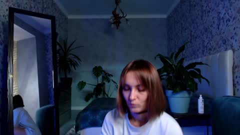 Snapshot of clara_bendover chatting on 12-03-24, 07:11 Clara online show from 12-03-24, 07:11