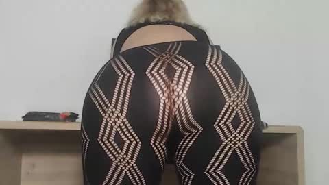 Clara online show from 02-12-26, 08:48