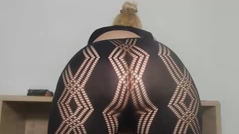 Clara online show from 02-27-26, 09:04