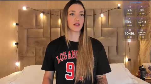 Snapshot of claradelmar_ chatting on 11-21-25, 10:25 Clara del mar online show from 11-21-25, 10:25