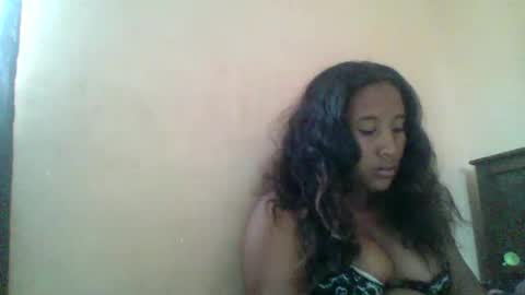 Clarah0123 online show from 02-04-25, 08:56