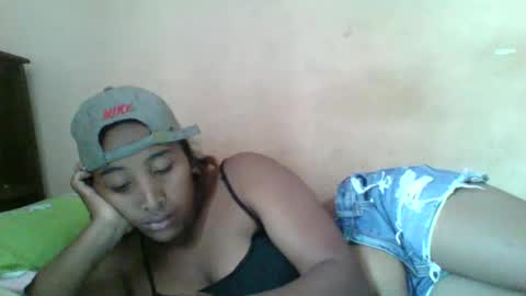 Clarah0123 online show from 10-17-25, 08:06