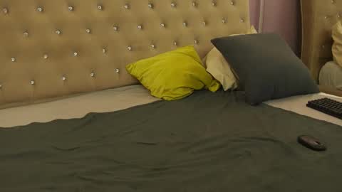 Snapshot of clarapasssionx chatting on 02-15-26, 09:22 Clara online show from 02-15-26, 09:22