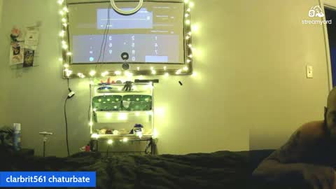Snapshot of clarbrit561 chatting on 05-01-26, 03:38 Clarbrit561 online show from 05-01-26, 03:38