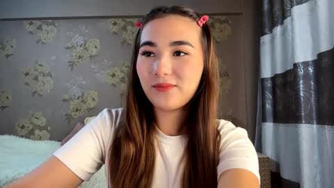 Yuna online show from 11-02-25, 11:23