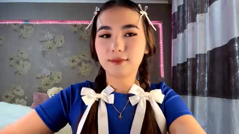 Yuna online show from 11-16-25, 11:27