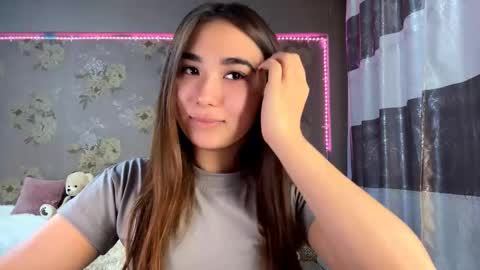 Yuna online show from 11-22-25, 08:24