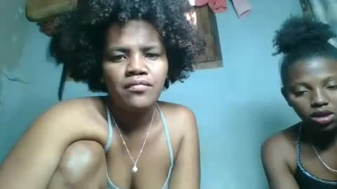 Snapshot of clarisse98 chatting on 10-29-25, 06:15 clarisse98 online show from 10-29-25, 06:15