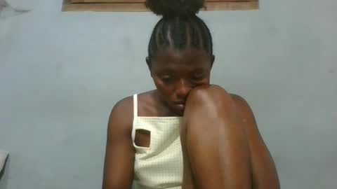 Snapshot of clarisse98 chatting on 11-20-25, 05:40 clarisse98 online show from 11-20-25, 05:40