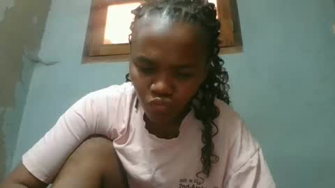 Snapshot of clarisse98 chatting on 11-30-25, 03:10 clarisse98 online show from 11-30-25, 03:10