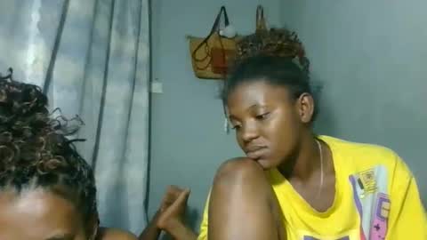 Snapshot of clarisse98 chatting on 12-02-25, 02:56 clarisse98 online show from 12-02-25, 02:56