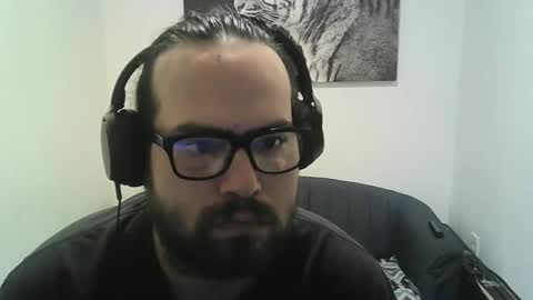 Snapshot of clark_kent1986 chatting on 09-30-25, 12:10 clark_kent1986 online show from 09-30-25, 12:10