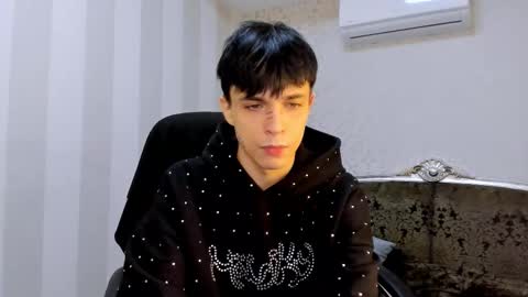 Clark online show from 03-04-26, 06:19