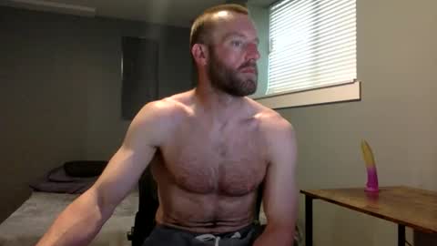 Clarke Cock online show from 04-17-26, 10:57