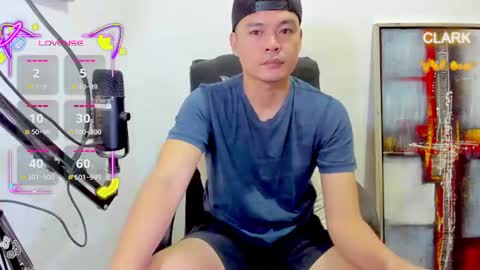 Snapshot of clarkyplaze chatting on 06-16-26, 12:13 Clark online show from 06-16-26, 12:13