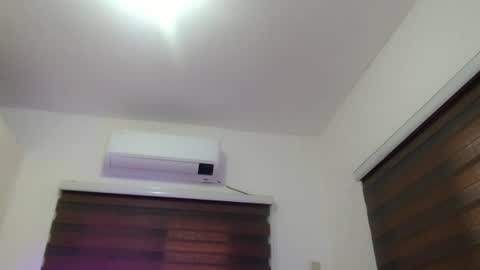 Snapshot of classy_valentinaxx chatting on 07-21-26, 04:37 Classy Valentinaxx online show from 07-21-26, 04:37